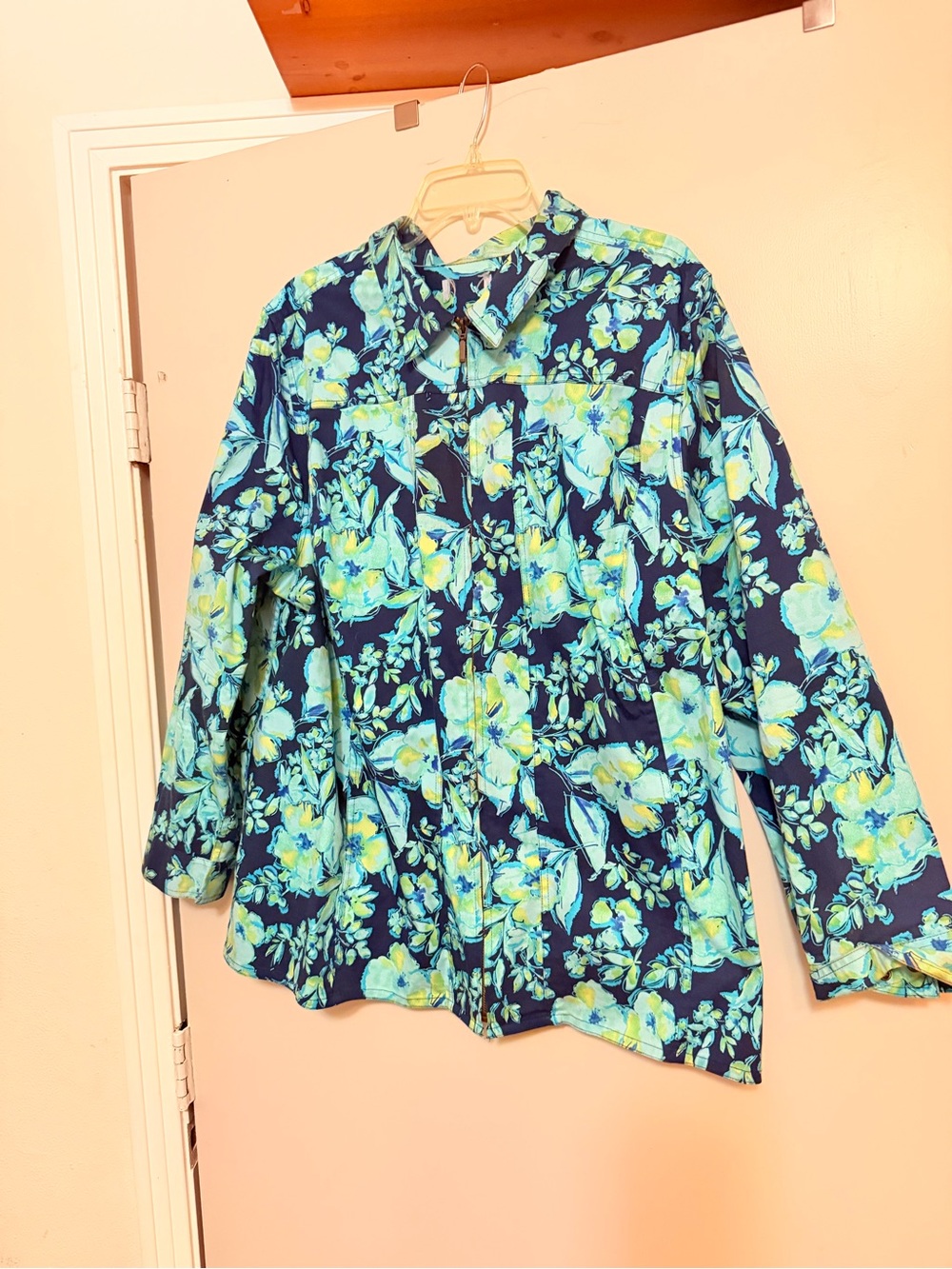 Beautiful & Comfortable Floral Jean Jacket - Blue & Teal